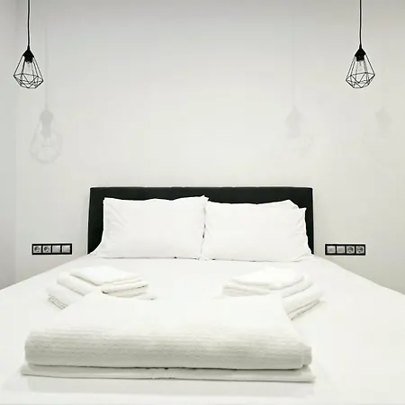 Philoxenia Guest Apartment Himare