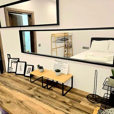 Philoxenia Guest * Himare