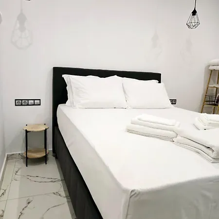 Apartment Philoxenia Guest