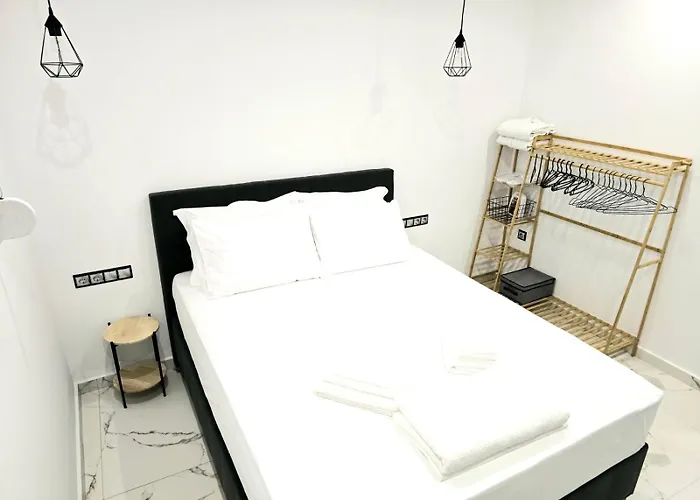 Philoxenia Guest * Himarë